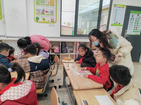 50f99e1a50b5fb27f833e1104038e121