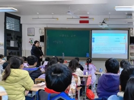 6a6904c8ae59fa2cd00a1a1b6485436f